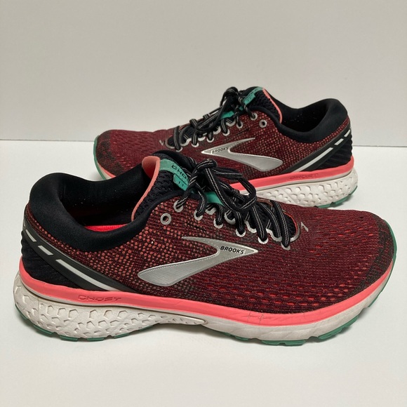 brooks ghost 11 womens size 9.5